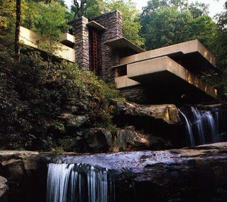 [fallingwater-2[1].jpg]